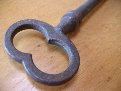 画像1: antique key