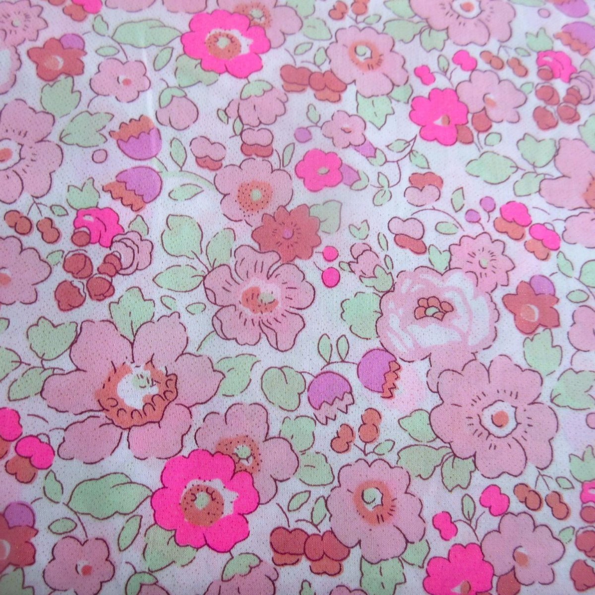 画像2: Betsy【Neon Splash】 (2)